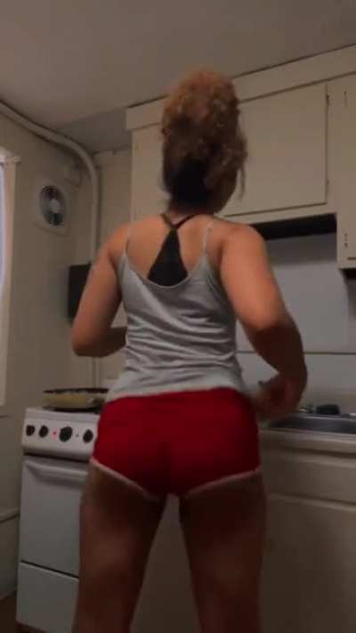 Red Shorts👏🏾