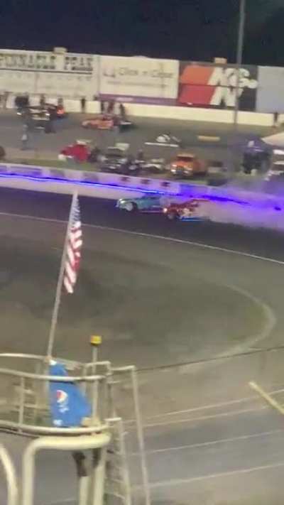 Irwindale speedway 10-23-2021. Matt Field was laying down solid runs all night, 3rd place finish and 2nd in point standings! Congrats Matt! 👍🏽😎