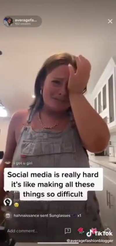 😎