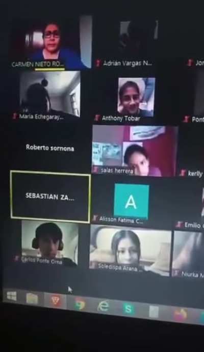 Clase promedio de latam 😎👊👌solo latinoam&eacute;rica tiene este nivel de ense&ntilde;anza