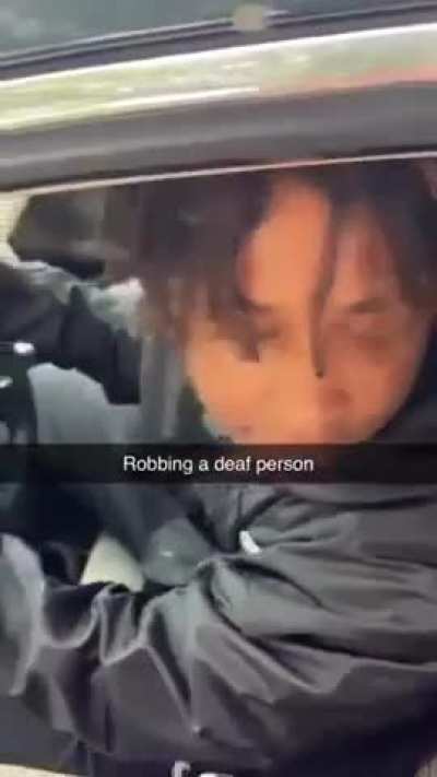 👉👉👉🤘🏿👇🤟👆🤘🏿👉✌️