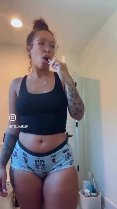 👑👑👑
