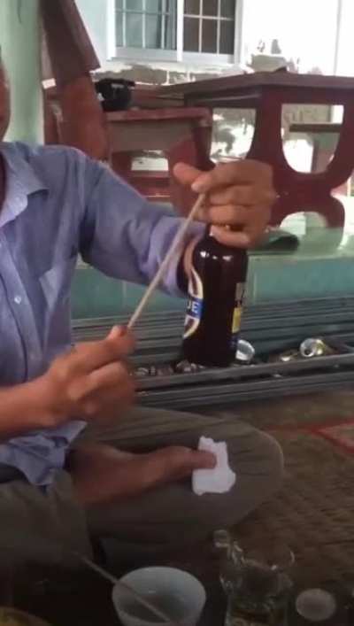 Siri, define idiot...LOLz