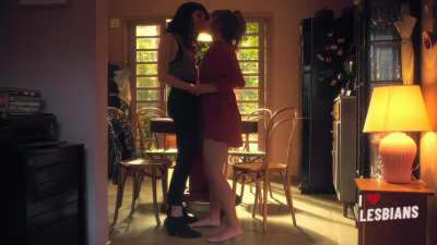 Manoela Aliperti &amp;amp; Giovanna Grigio (As Five - s02e01)