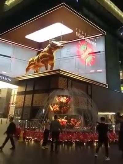 A realistic looking animation! Realistic screen installation for Chinese New Year celebration at Pavilion KL, Malaysia.