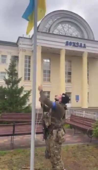 The Main Directorate of Intelligence of Ukraine published a video confirming the liberation of Kupiansk-Vuzlovyi, location of one of the largest railway junctions in the Kharkiv region.