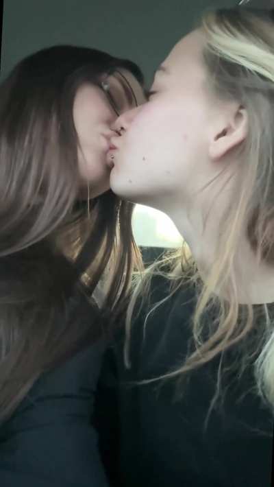 While our boyfriends stayed at home, we, as JUST girlfriends, took advantage of the opportunity and went for a walk alone