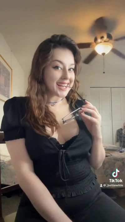 @_bettiewilde