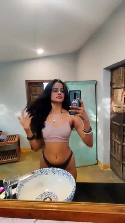 Raavishree 