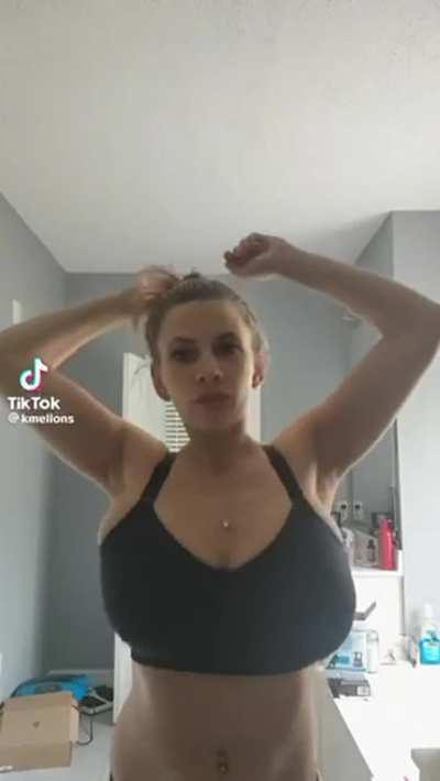 @KMellons ….. 🥵🔥