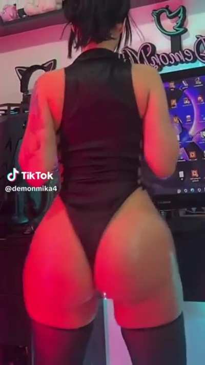 domonmika4