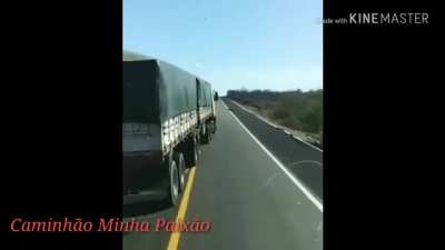 Caminhão