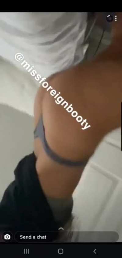 😋