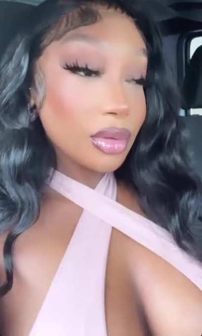 😍she so fine