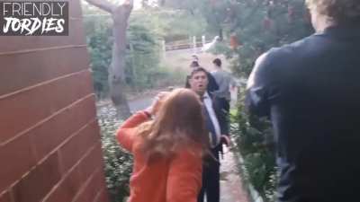 Australian counter terrorist police arresting a producer for FriendlyJordies, a political youtuber that makes content exposing corruption from high ranking Australian politicians