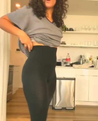 Had to slow mo that thang behind Maleni Cruz. Slight edit.