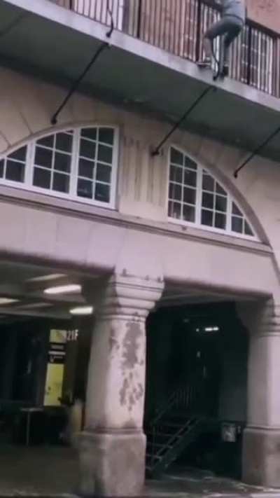 HMRB while I play uncharted 4 in real life