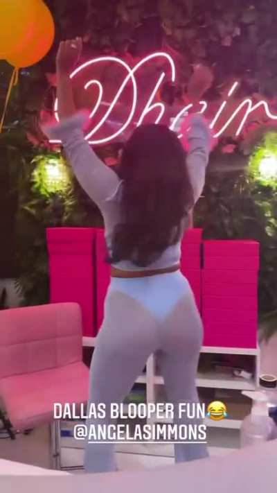 🤤🤤🍑🍑