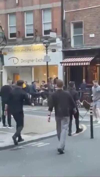 Dublin waiters chasing away young thugs