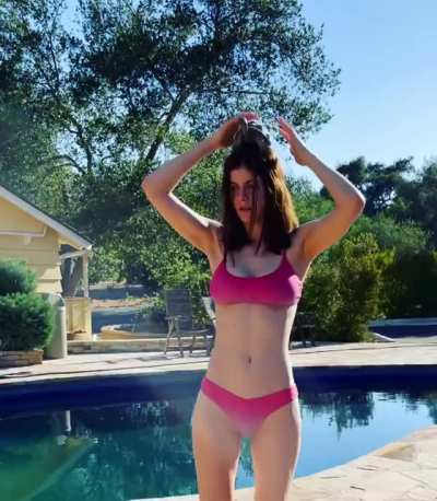 Alexandra Daddario