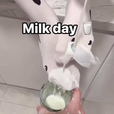- Hadi s&uuml;t&uuml;n&uuml;z&uuml; i&ccedil;in doğru yatağa uyumaya -