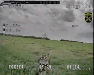 The Russian tank got stuck in the reeds. And very quickly turned into the prey of a vigilant Ukrainian hunter of the occupiers