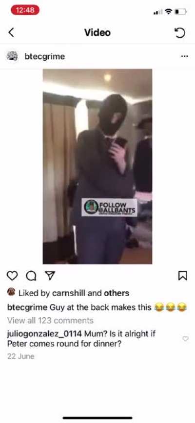 why would you film this knowingly?? 😂😂 Anyone recognise the beat Fairly sure 67 /Ktrap or Carns hill