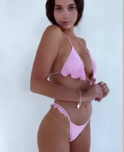 Kira Petilli