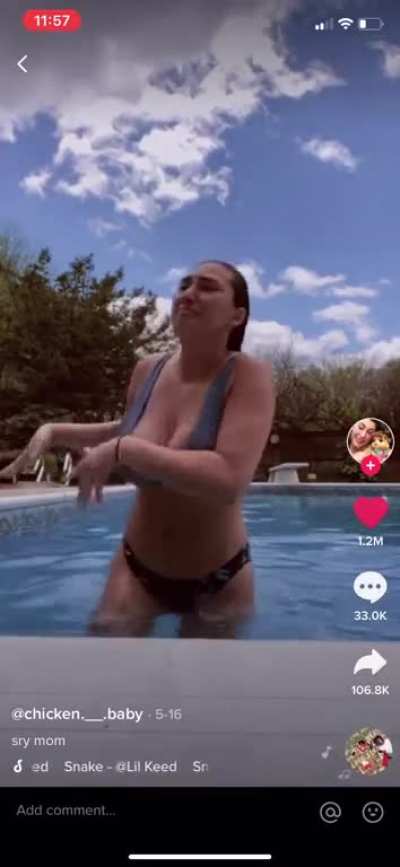 Pokies and a Jiggle