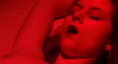 Nora Dolmans &amp;amp; Manon Delauvaux in 'Switch'