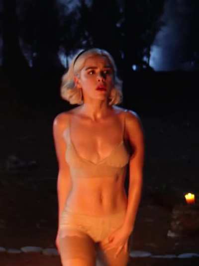 Sabrina Lingerie Boomerang - 2MIC