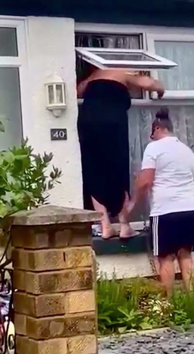 Meanwhile, in England&hellip; "Well I gotta do it ain't I, is anyone watching?" 😂