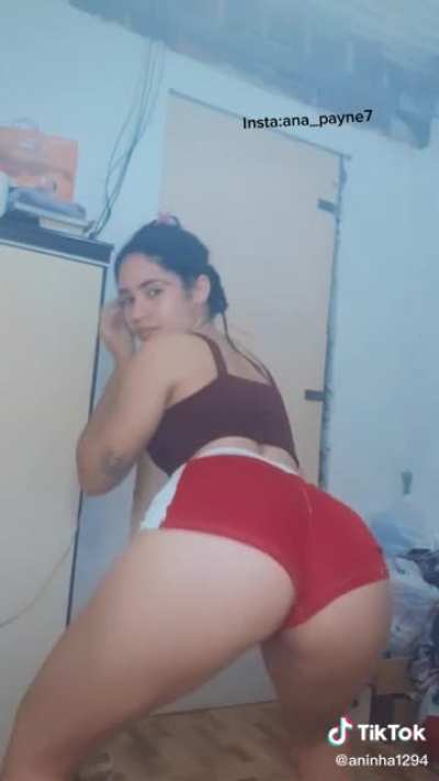 🥵🥵 (Age 19)
