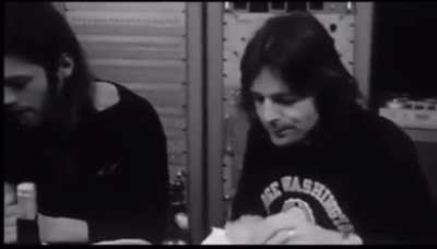 "I'd like to think that oysters transcend national barriers" ~ Roger Waters
