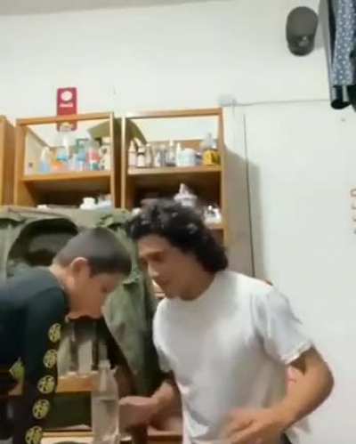 Respeta a los ni&ntilde;os &amp;gt;:)