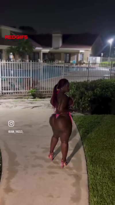What a built 😍