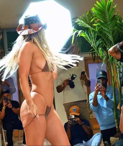 Isabella Valenti - Quiala Collection, Miami Swim Week 2025 (alternate angle)