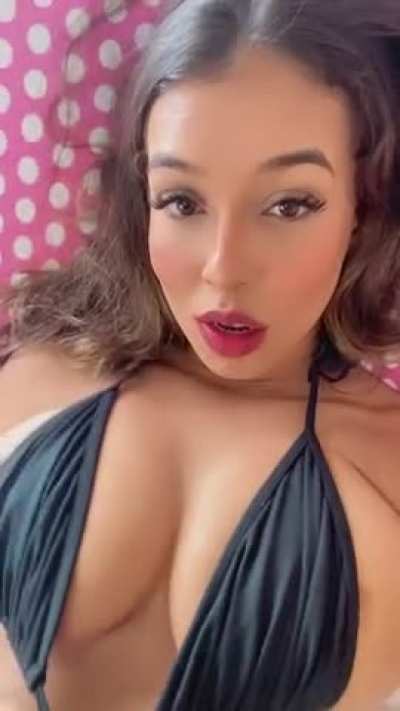 who like big tits