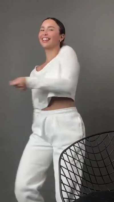 Yassi Pressman