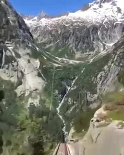 Гельмерский фуникулёр в Швейцарии