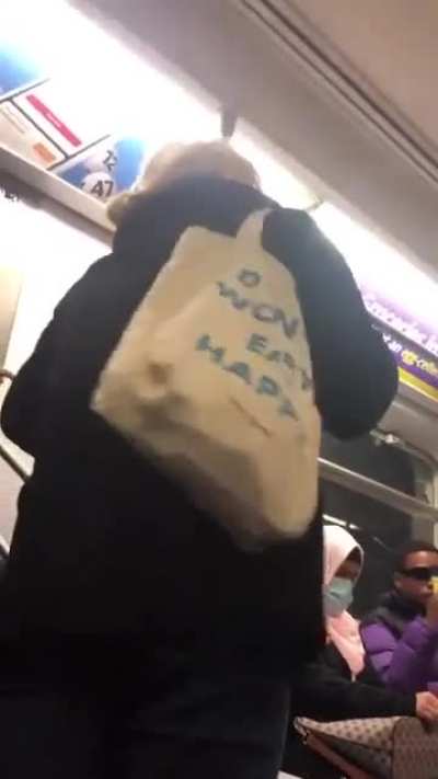 The bag doesn’t match the freak out