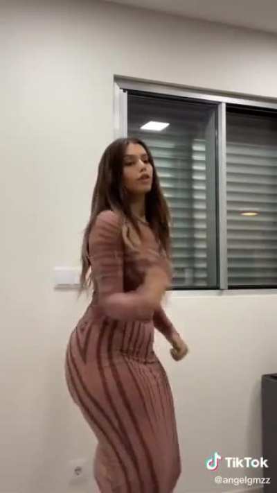 fuckkk it's so fat