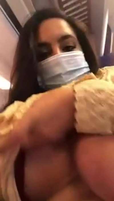 Amateur Having a Hard Time Dropping Them Out in Public