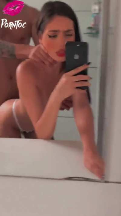 Mirror fuck with a tinder girl