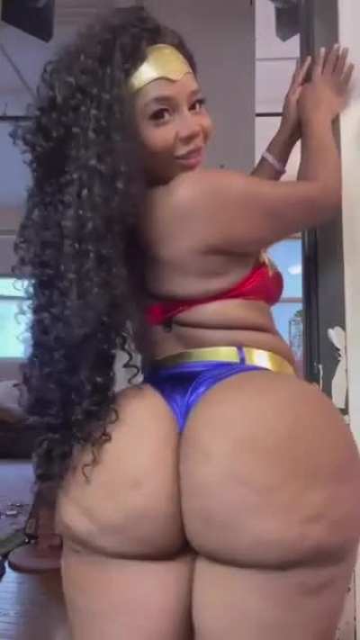 Gyaat damn 