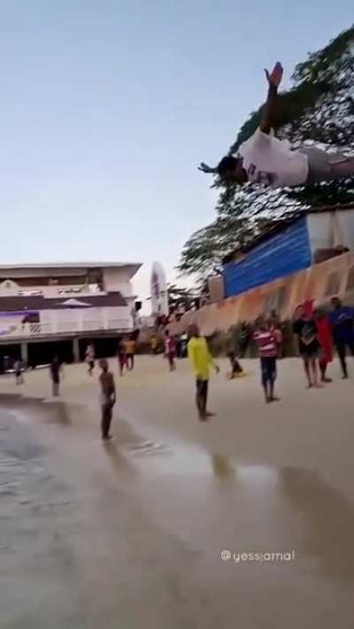 Underestimating the distance between you and the water