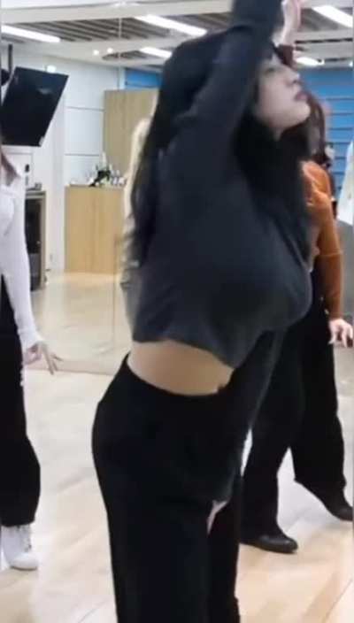 Twice - Momo