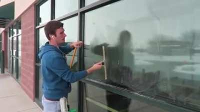 Learn To Wash Windows With The "S" Technique