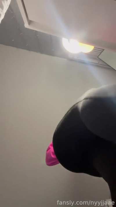 @nyyjjaae