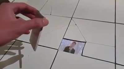 Floor tile